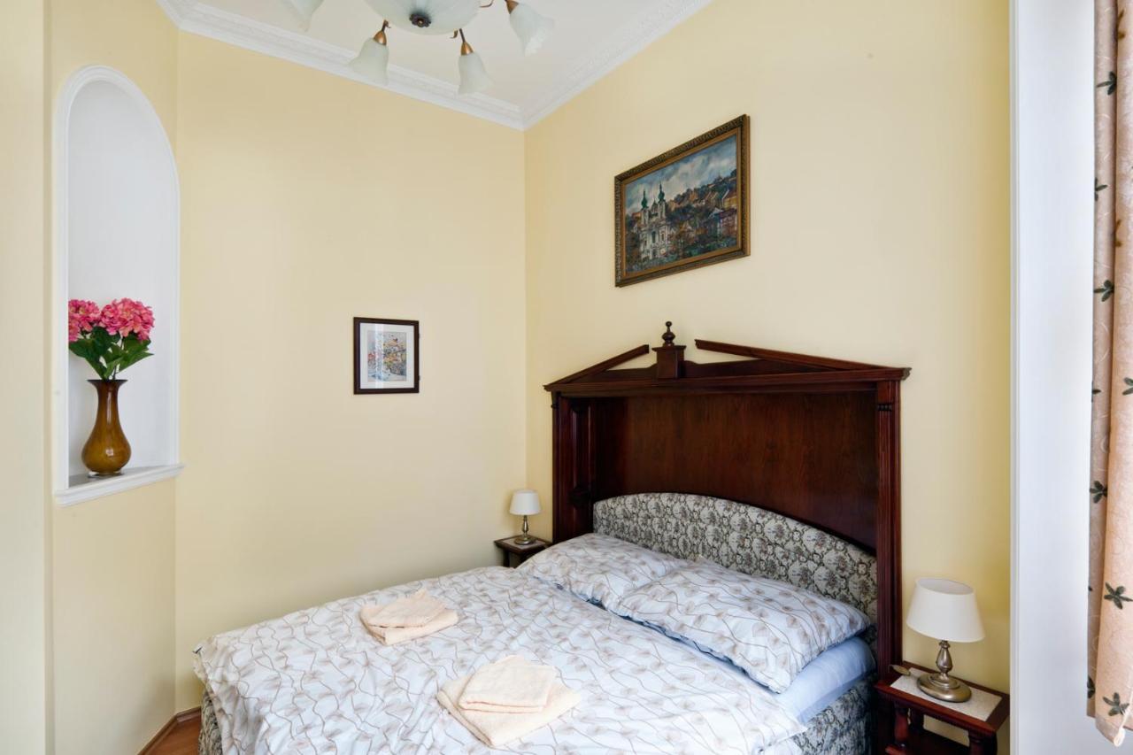 Pension Napoleon Karlovy Vary Ngoại thất bức ảnh